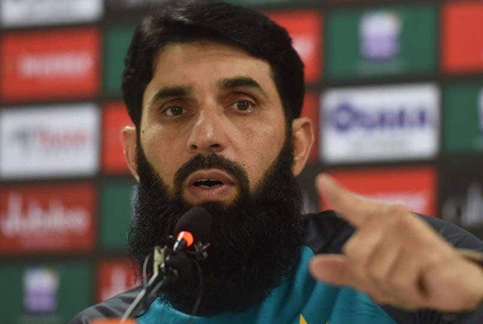 ভারত-পাকিস্তান মহারণের আগে বোমা ফাটালেন মিসবাহ