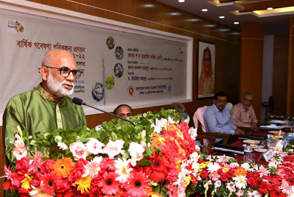'যারা বাংলাদেশকে সাম্প্রদায়িক রাষ্ট্রে পরিণত করতে চায় তাদের অস্তিত্ব বিপন্ন হবে'