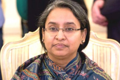 'করোনার তৃতীয় ঢেউয়ের আশঙ্কায় আর ক্লাস বাড়ানোর সুযোগ নেই'