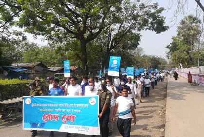 ‘স্বয়ংক্রিয় চালান’ পদ্ধতি চালুকরণ উপলক্ষে জনতা ব্যাংকের ‘রোড শো’