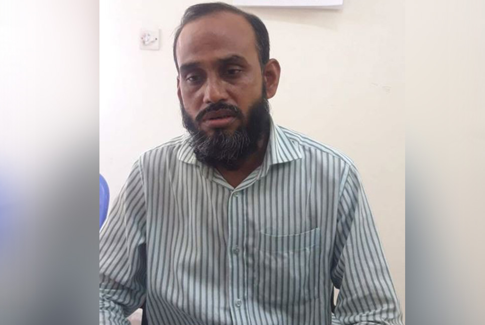 ফেসবুকে প্রধানমন্ত্রীকে নিয়ে আপত্তিকর পোস্ট, কলেজ শিক্ষক গ্রেফতার