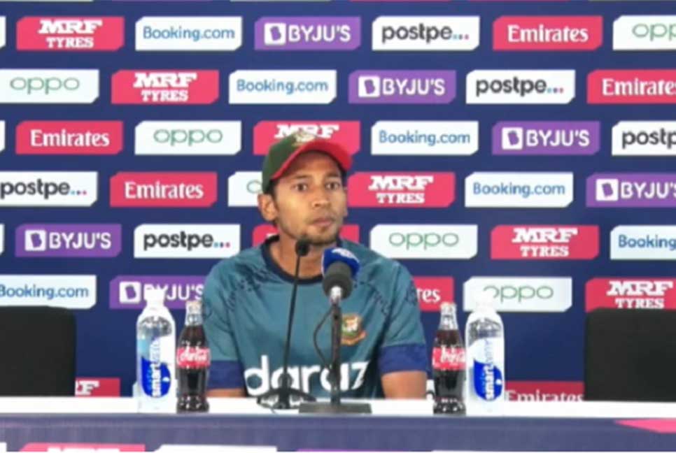 'ভালো করলে সবাই তালি দিবে, খারাপ করলে গালি দিবে'

