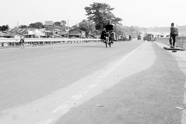আঞ্চলিক মহাসড়কের নির্মাণ কাজ ৮০ ভাগ শেষ