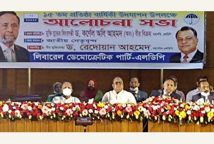 'পাগল ইকবালের পক্ষে ঘটানো সম্ভব নয়, এটি পাগল সরকারের কাজ'