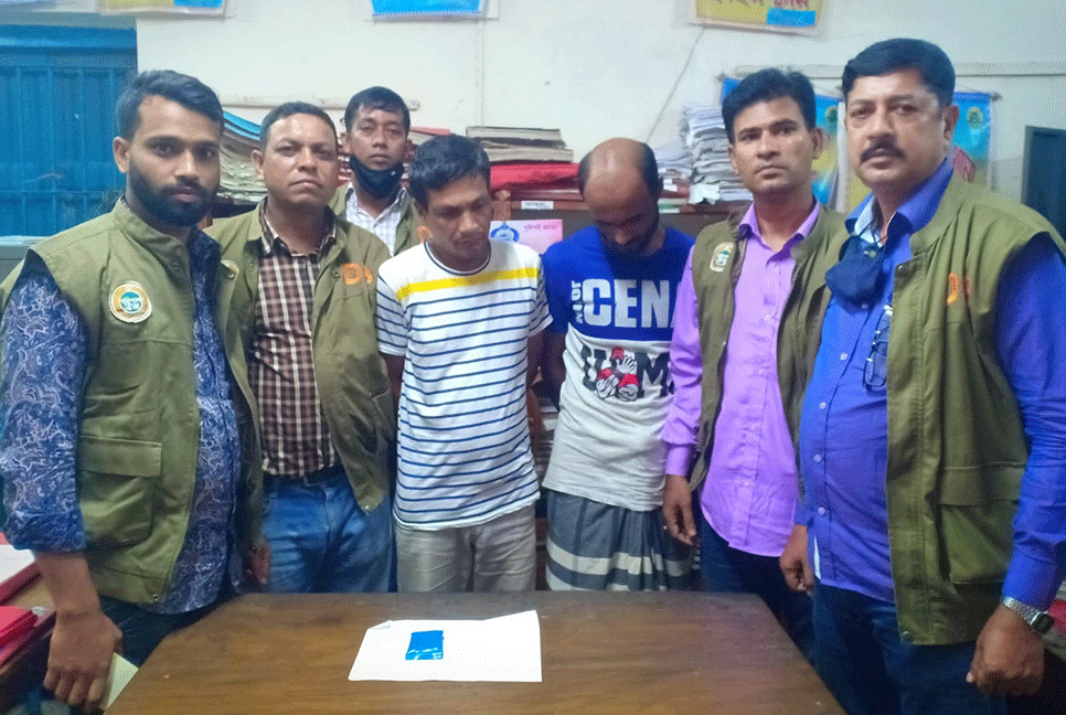 উজিরপুরে ইয়াবাসহ আটক ২