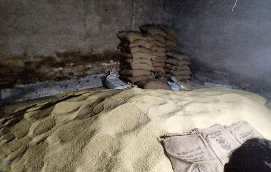 আদমদীঘিতে ১১ টন সরকারি চাল জব্দ