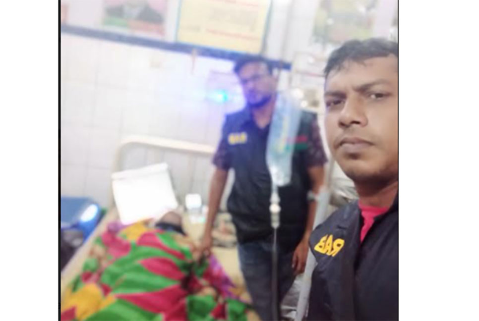 সাবেক প্রেমিকাকে গলাকেটে হত্যার পর আত্মহত্যার চেষ্টা