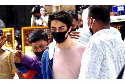 জেলে ৪৫০০ রুপি হাত খরচ পেয়েছিলেন শাহরুখপুত্র