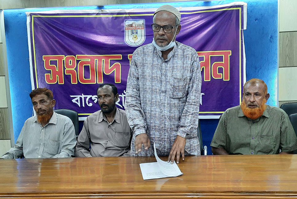 বাগেরহাটে ইউপি ভোটে সন্ত্রাসী হামলার
শঙ্কা স্বতন্ত্র প্রার্থীর