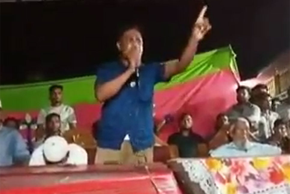 প্রতিদ্বন্দ্বীকে ‌‘চাবুকপেটা’ করার হুংকার নৌকার প্রার্থীর!