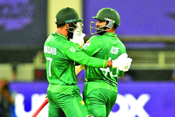 আসিফ ঝড়ে পাকিস্তানের জয়