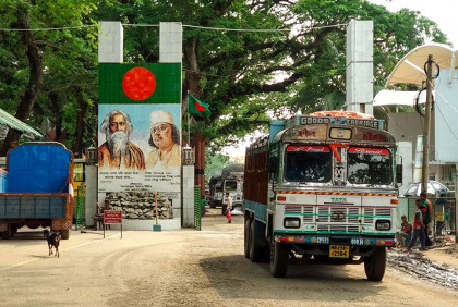 বেনাপোল বন্দর দিয়ে ভারতীয় চাল আমদানি বন্ধ