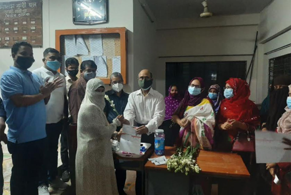 ডুয়েটে আবাসিক হল খুলেছে