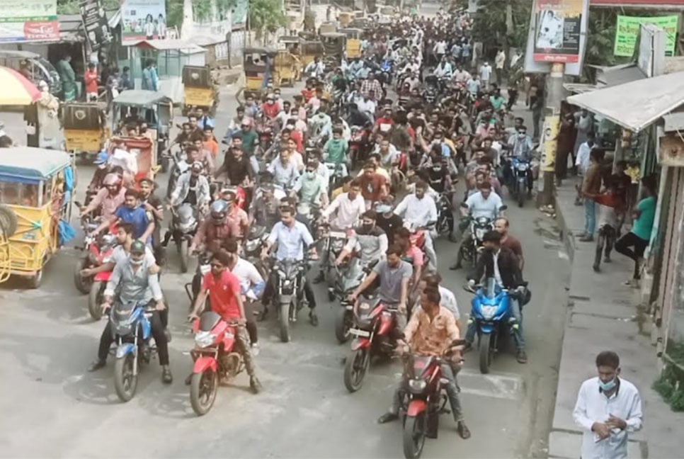 মুন্সীগঞ্জে নৌকার প্রার্থীর শোডাউন 