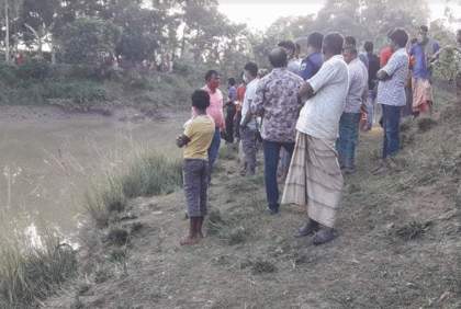 তুলশী গঙ্গা নদী থেকে লাশ উদ্ধার