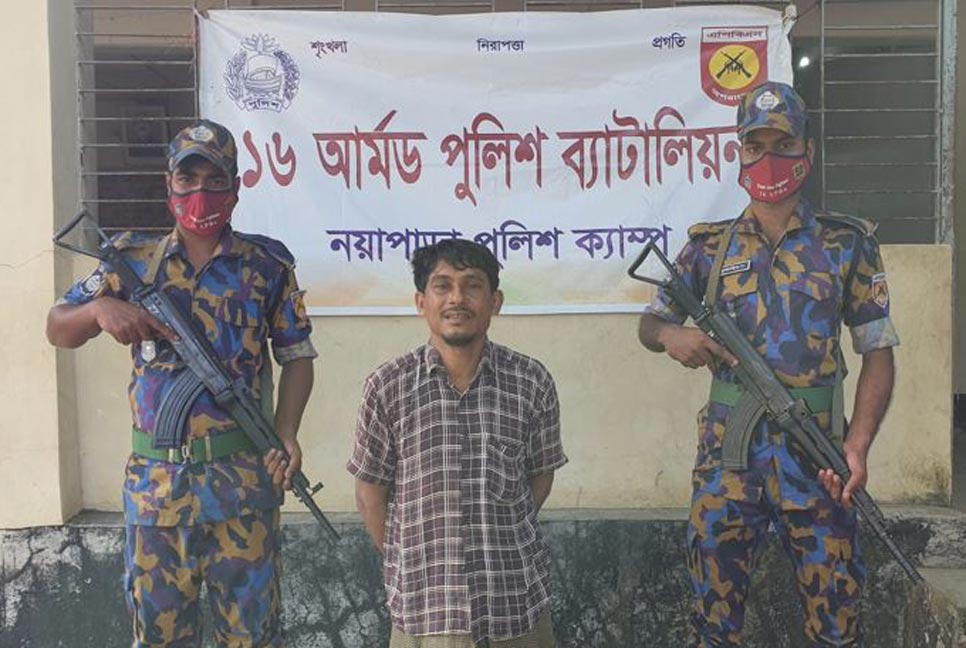 রোহিঙ্গা ক্যাম্পে স্ত্রীকে হত্যার অভিযোগ, স্বামী গ্রেফতার