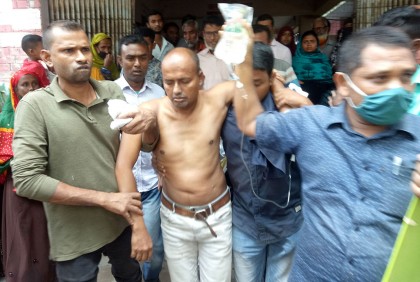 নির্বাচন পরবর্তী সহিংসতায় 
উপজেলা চেয়ারম্যানসহ ৪ জন ছুরিকাহত