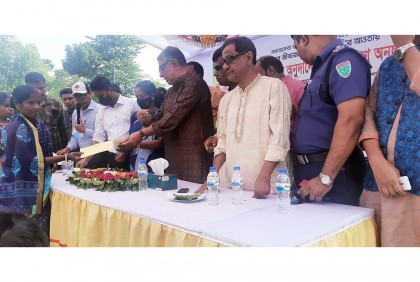৪ হাজার চা শ্রমিক পরিবারকে অনুদান 