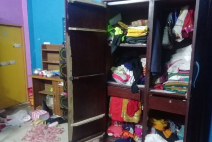
নগরকান্দায় স্বতন্ত্র প্রার্থীর বাড়ীতে হামলা