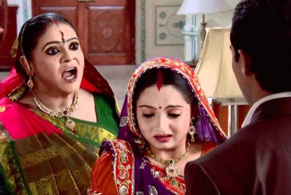 যে কারণে ভারতীয় সিরিয়ালে দেখানো যাবে না খলচরিত্র ও একাধিক বিয়ে
