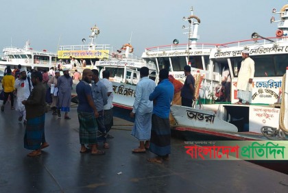 লঞ্চেও বাড়লো ভাড়া, প্রত্যাহার হলো ধর্মঘট