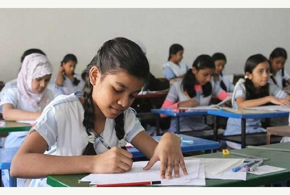 এ বছরও প্রাথমিকে ‘অটো পাস’