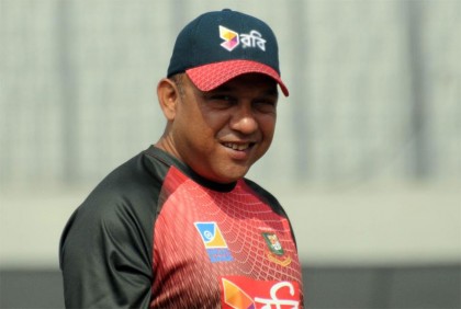 ‘টিম ডিরেক্টর’ নামে নতুন পদে এসে যে ‘ফর্মুলা’ দিচ্ছেন খালেদ মাহমুদ