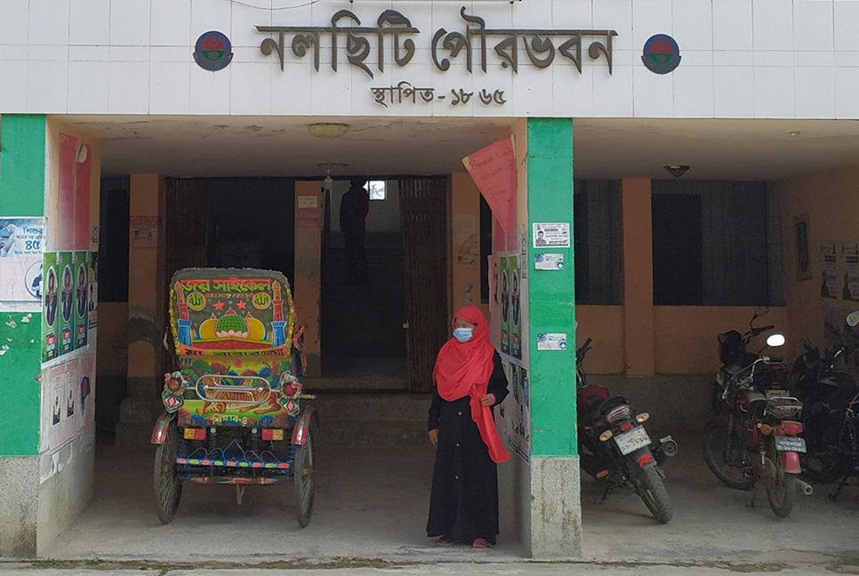 নলছিটি পৌরসভার ৭ নথি গায়েব, দুই মাসেও মেলেনি হদিস