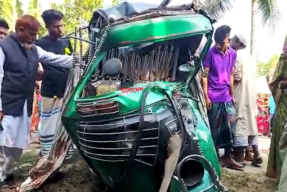 ময়মনসিংহে সড়ক দুর্ঘটনায় নিহত বেড়ে ৪