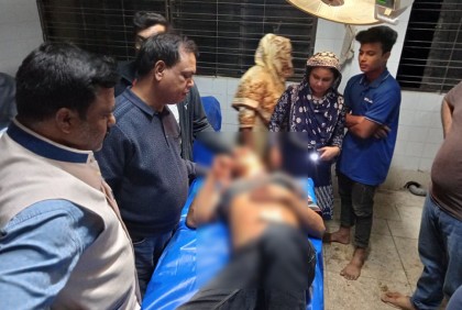 কথা কাটাকাটির জেরে যুবককে ছুরিকাঘাত