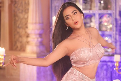 আমি গণ্ডার হয়ে গেছি: নুসরাত ফারিয়া 
