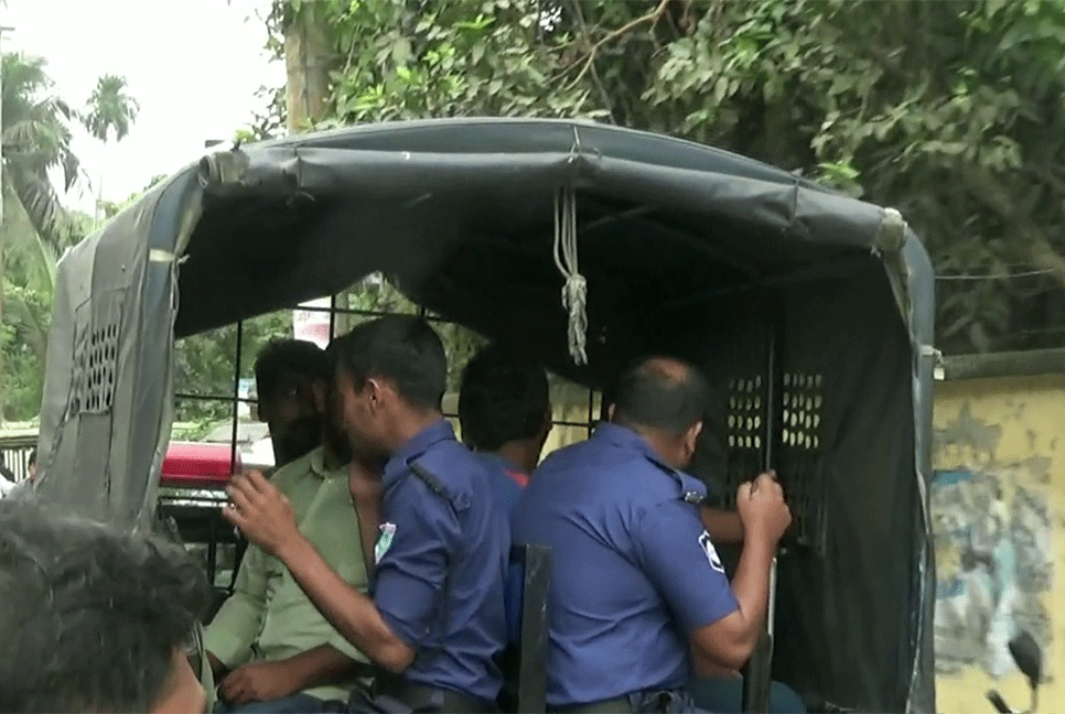 বাগেরহাটে বিএনপির দুই গ্রুপের সংঘর্ষ, আহত ১০
