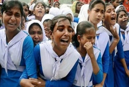 পরীক্ষার খাতা দেরিতে দিয়ে আগে নেয়ার অভিযোগে ২ শিক্ষককে অব্যাহতি