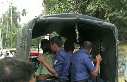 বাগেরহাটে বিএনপির সভায় হামলা-ভাংচুর, গ্রেফতার দুই