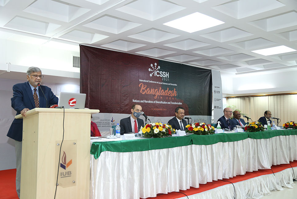 ‘পূর্ণাঙ্গ আর্থসামাজিক রূপান্তরে বাংলাদেশ সঠিক পথেই আছে’