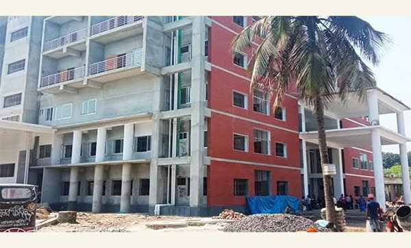 নাটোর সদর হাসপাতালকে ২৫০ শয্যায় উন্নীতকরণ কাজ শেষের পথে