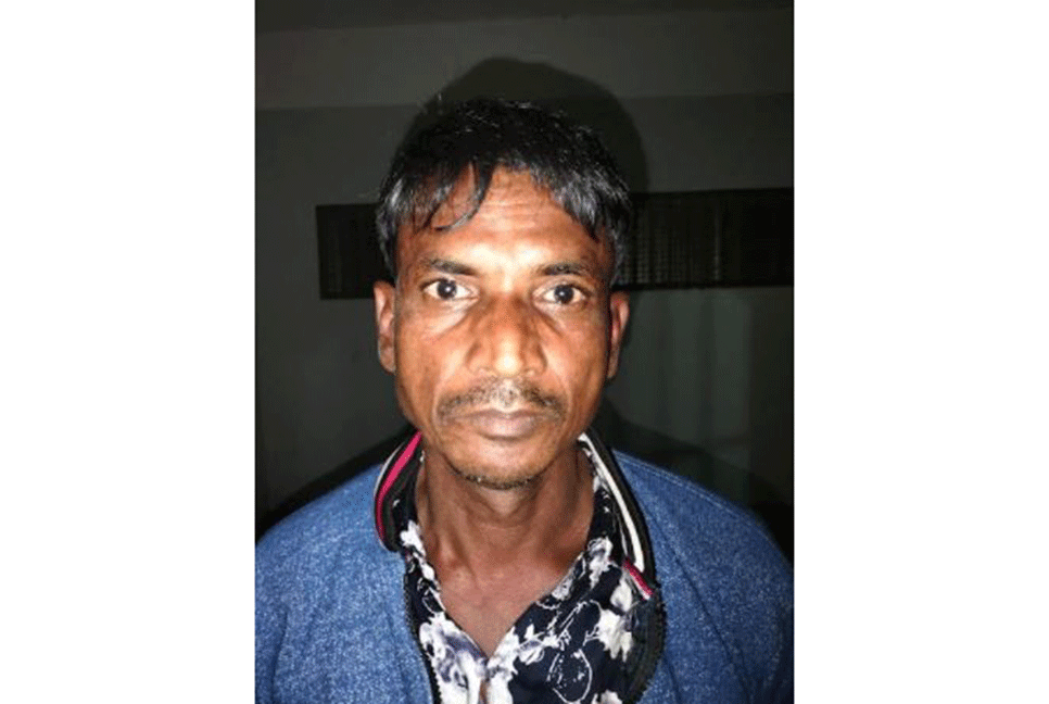 বিজয়নগরে মাদক মামলার আসামি গ্রেফতার