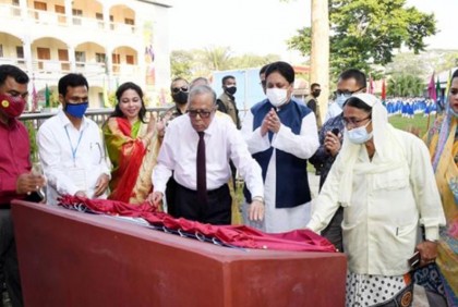 মায়ের নামে প্রতিষ্ঠিত বিদ্যালয়ের ভবন উদ্বোধন করলেন রাষ্ট্রপতি
