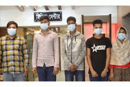পরকীয়া সম্পর্ক দেখে ফেলায় বাবার হাতে মেয়ে খুন