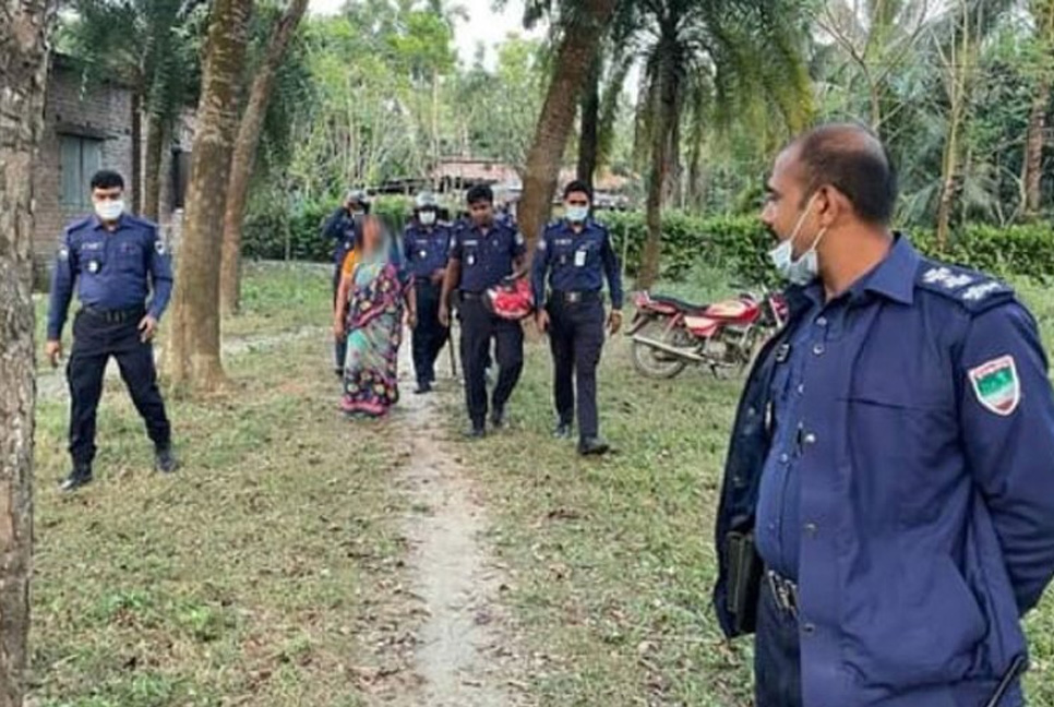 গ্রেফতারে ‘সেঞ্চুরি’, মামলায় ‘হাফসেঞ্চুরি’

