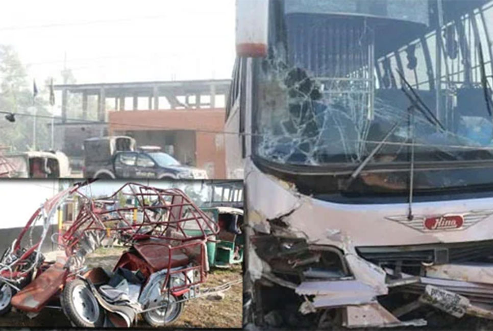 গাইবান্ধায় বাসচাপায় ইজিবাইকের ছয় যাত্রী নিহত
