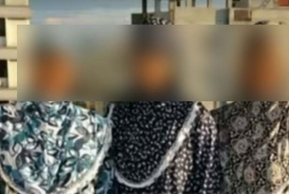 খালা নয়, অসুস্থ বাবার কাছেই থাকতে চায় সেই তিন বোন