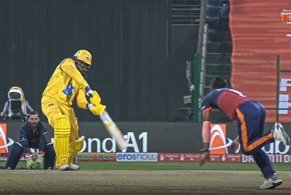 আবুধাবিতে গেইল ঝড়ে হারল বাংলা টাইগার্স (ভিডিও)