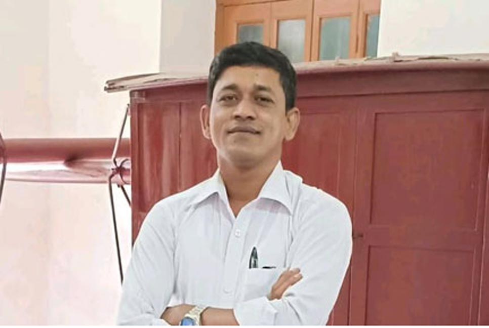 সড়ক দুর্ঘটনায় মেহেরপুর জজ কোর্টের পেশকার নিহত