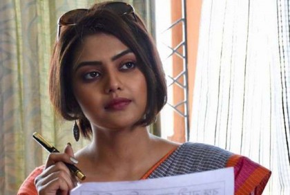 অভিনেত্রী সায়নী ঘোষ গ্রেফতার 
