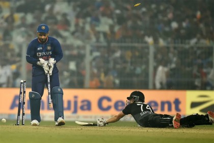 নিউজিল্যান্ডকে হোয়াইটওয়াশ করে বিশ্বকাপের প্রতিশোধ নিল ভারত