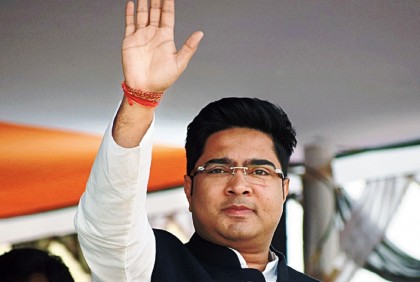 আগরতলায় অভিষেকের পা পড়তেই বিমানবন্দরে বোমাতঙ্ক 

