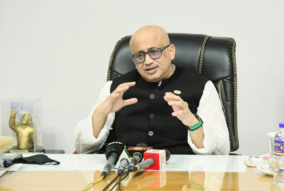 শিক্ষার্থীদের হাফ ভাড়ার দাবি বাস্তবায়ন করা উচিত : ডা. মুরাদ

