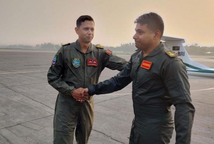 হেলিকপ্টার ওড়ালেন দুই এএসপি