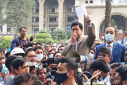 সেই চালকের ফাঁসি চাইলেন মেয়র তাপস 

